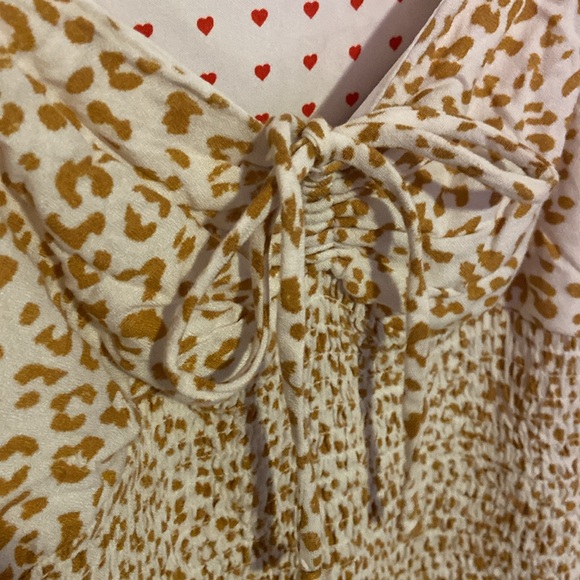 Urban Romantics Leopard Top - Picture 3 of 5